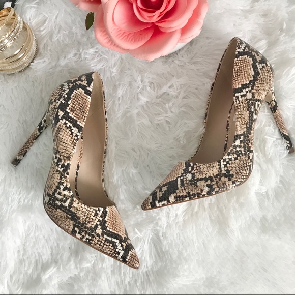 Steve Madden Shoes - NEW! Steve Madden Vala Snake heels pumps stilettos